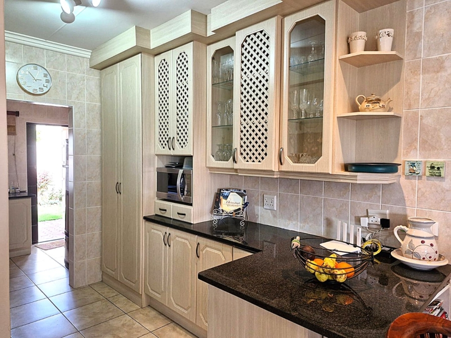 3 Bedroom Property for Sale in Reebok Western Cape